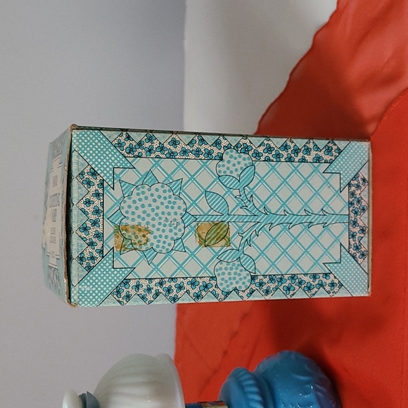 AVON Courting Lamp Decanter! Men's Elusive Cologne Full Bottle!! - Picture 10 of 13